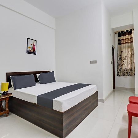 Hotel O J.K. Suites & Rooms Bangalore Bagian luar foto