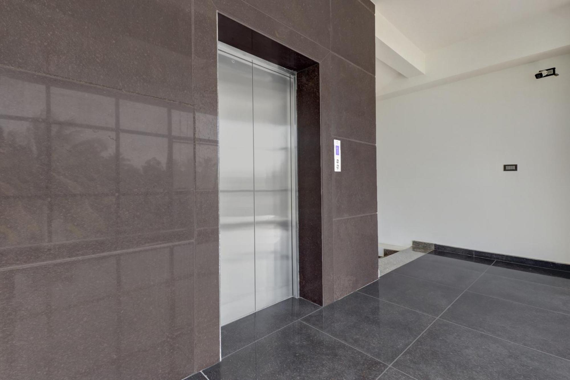 Hotel O J.K. Suites & Rooms Bangalore Bagian luar foto